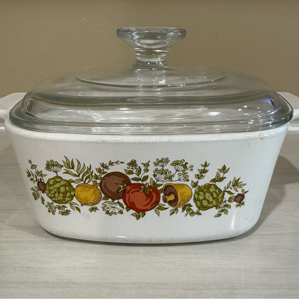 Corningware Spice of Life White Casserole Dish with Glass Lid 1.5 litre